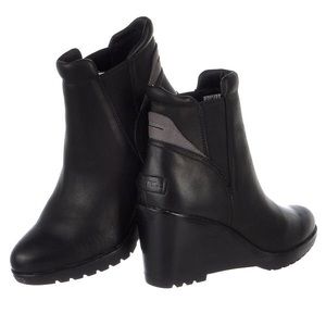 SOREL After Hours Chelsea Wedge Black Boot